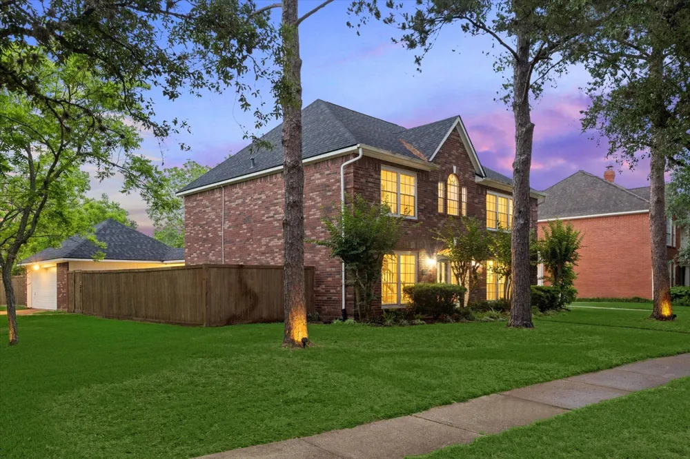 4419 Three Rivers Drive Sugar Land, TX 77478