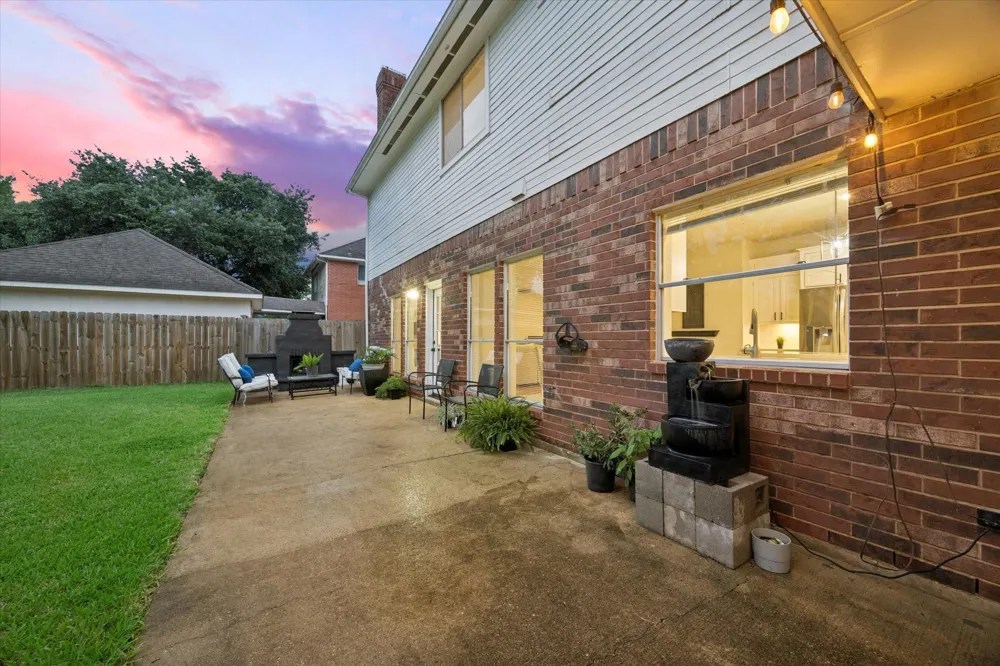 4419 Three Rivers Drive Sugar Land, TX 77478