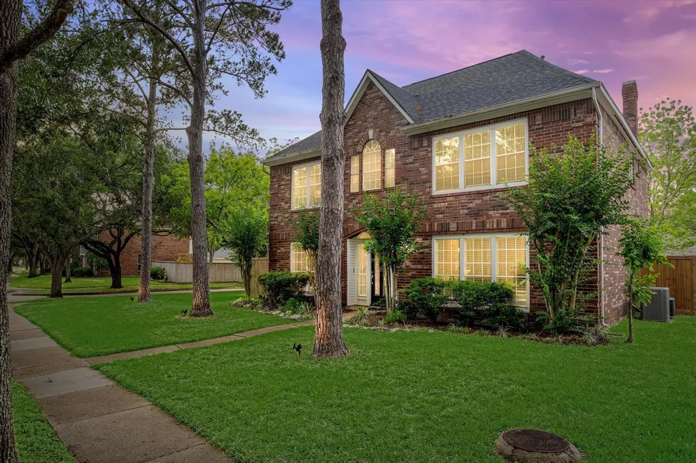 4419 Three Rivers Drive Sugar Land, TX 77478