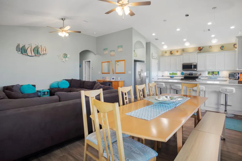 933 Magnolia Lane Bolivar Peninsula, TX 77650