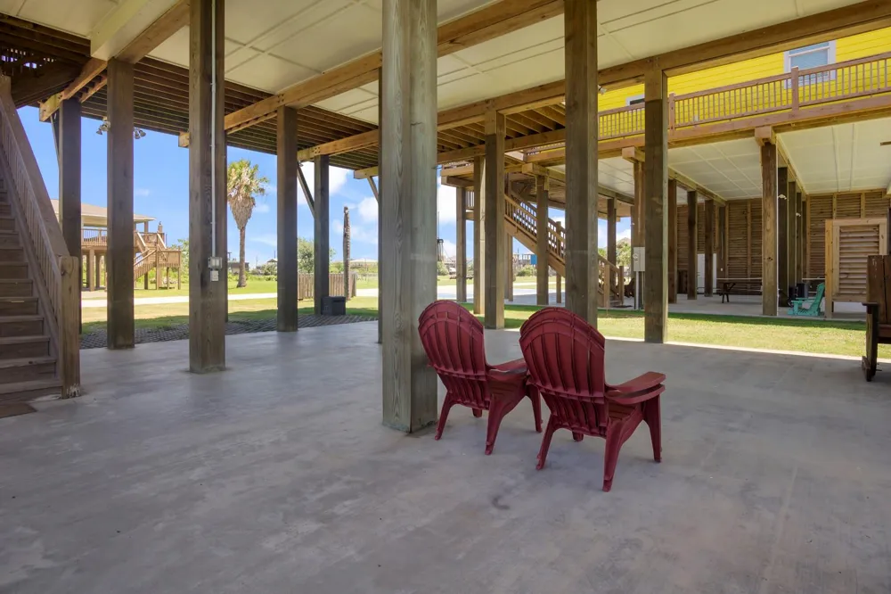 933 Magnolia Lane Bolivar Peninsula, TX 77650