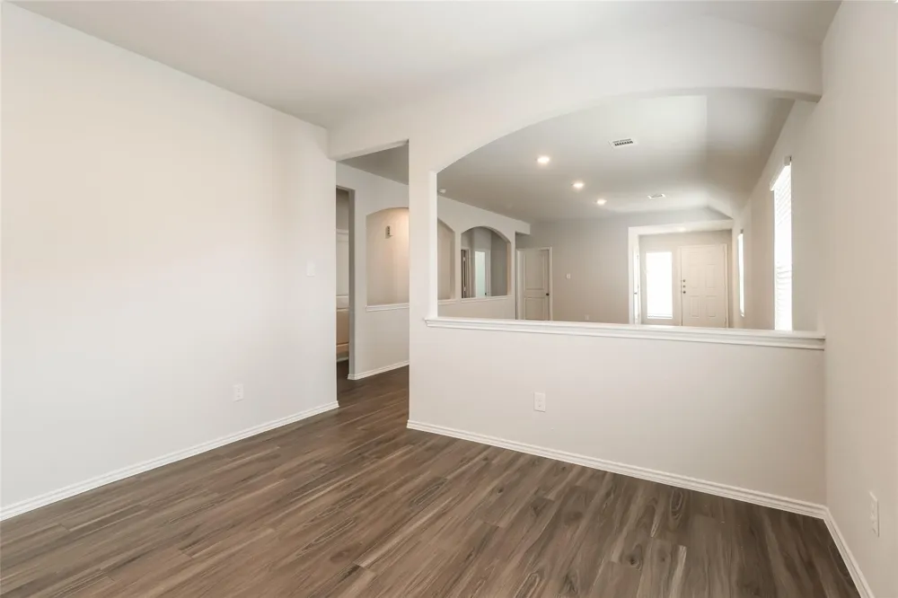 2432 Carp Drive Conroe, TX 77384
