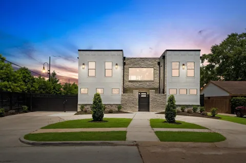10070 Cedardale Drive