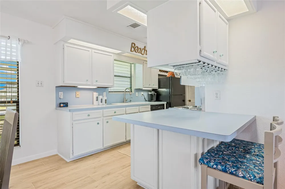 3225 Sea Castle Drive Crystal Beach, TX 77650