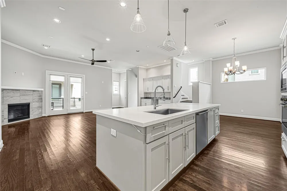 5514 Petty Street #A Houston, TX 77007