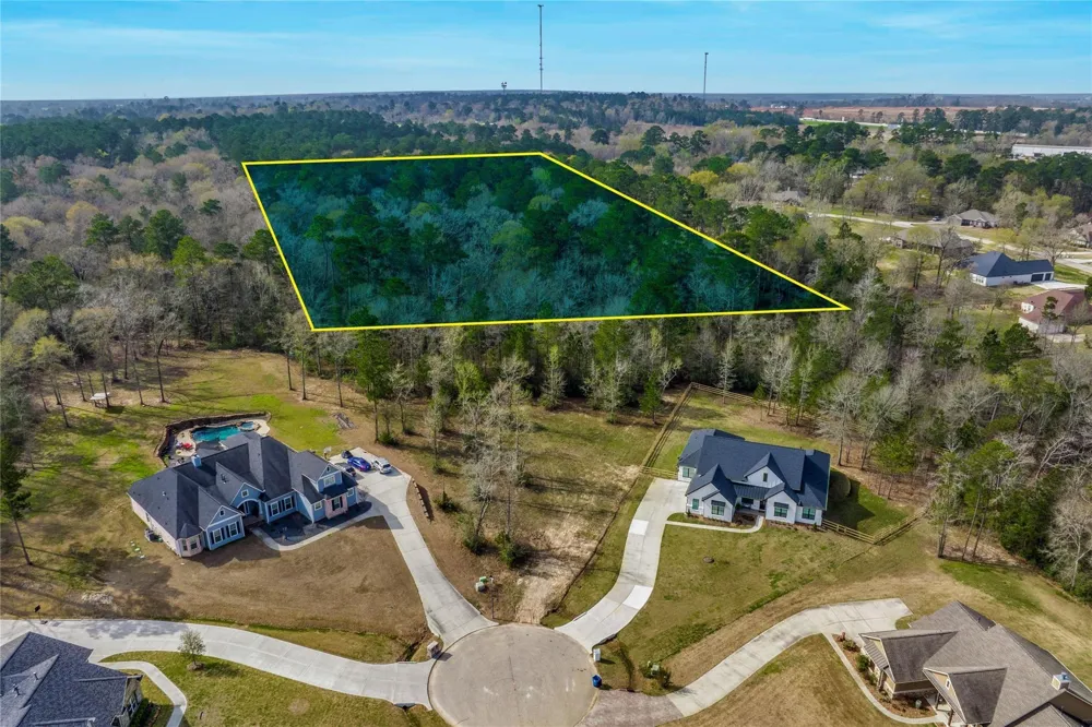 Highway 75 Willis, TX 77378