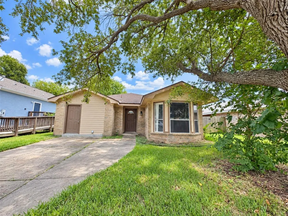 4503 Rattan Avenue Bay City, TX 77414
