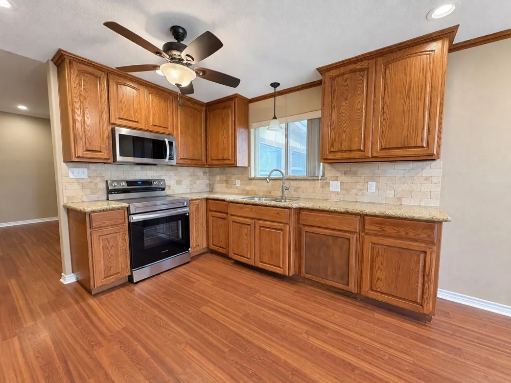 4503 Rattan Avenue Bay City, TX 77414