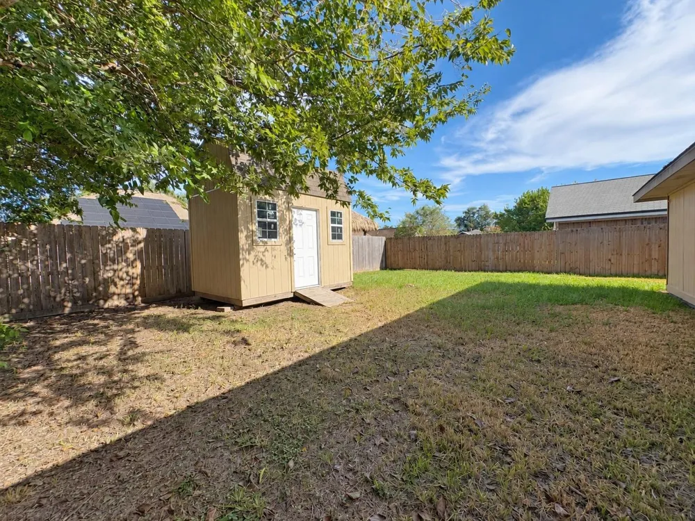 4503 Rattan Avenue Bay City, TX 77414