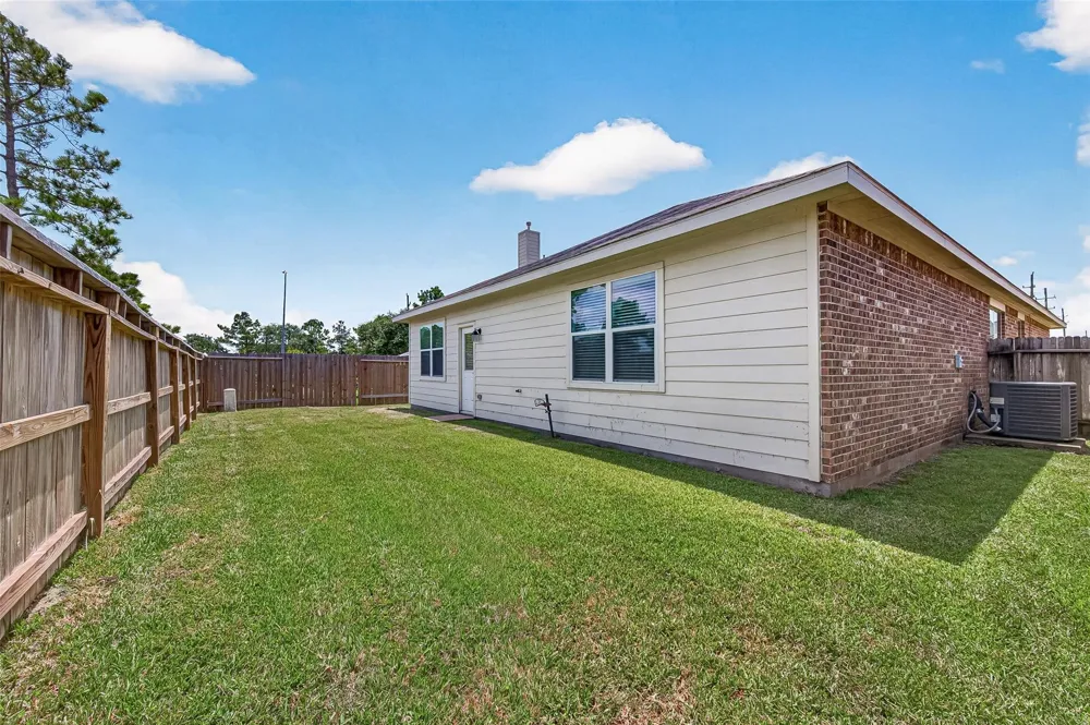 311 Volute Drive Rosharon, TX 77583
