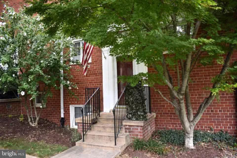 3706 GUNSTON ROAD