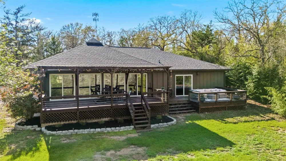 8052 Perry Lane College Station, TX 77845