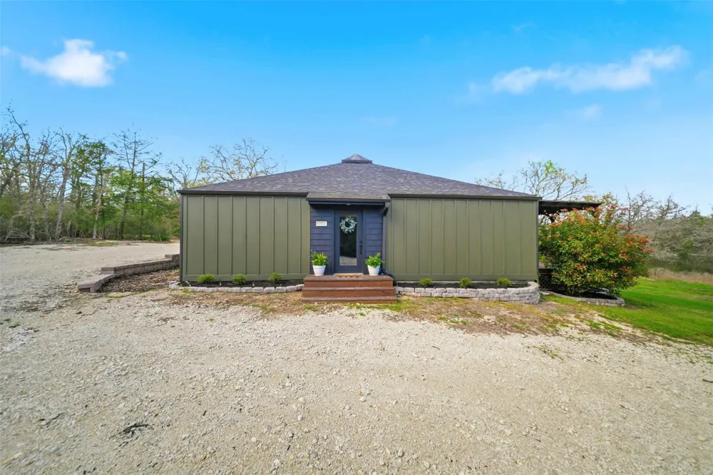 8052 Perry Lane College Station, TX 77845