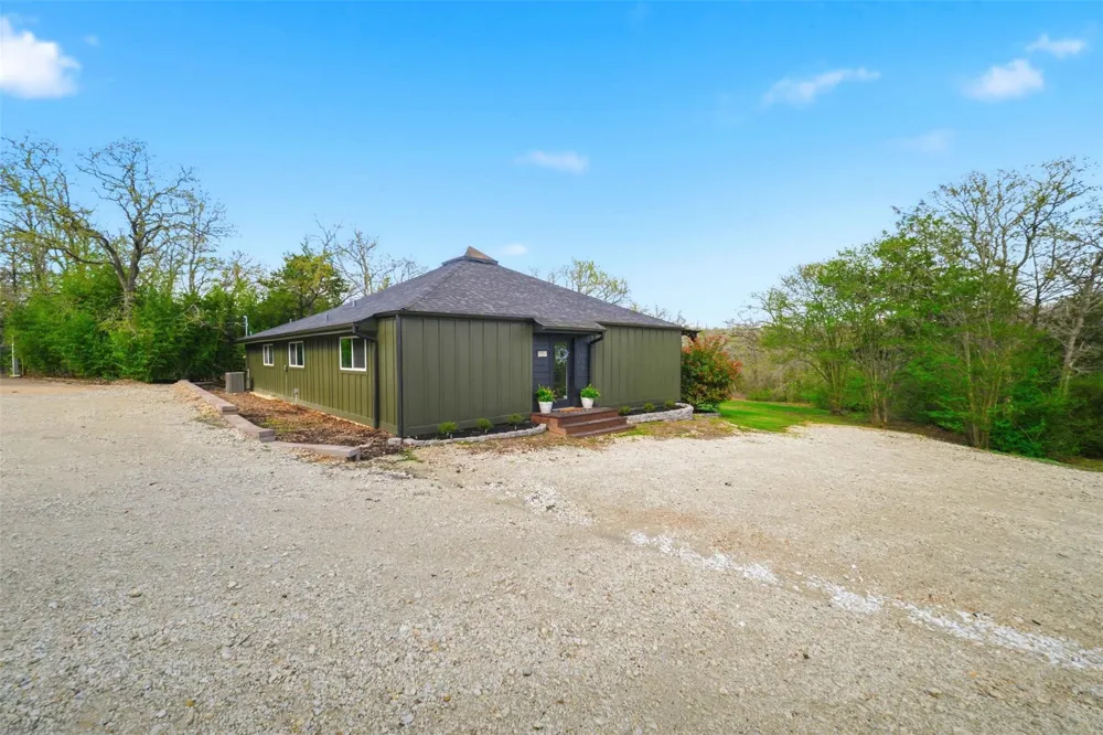 8052 Perry Lane College Station, TX 77845