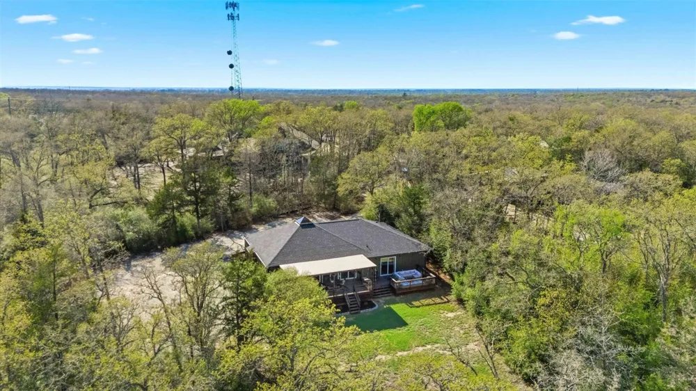 8052 Perry Lane College Station, TX 77845
