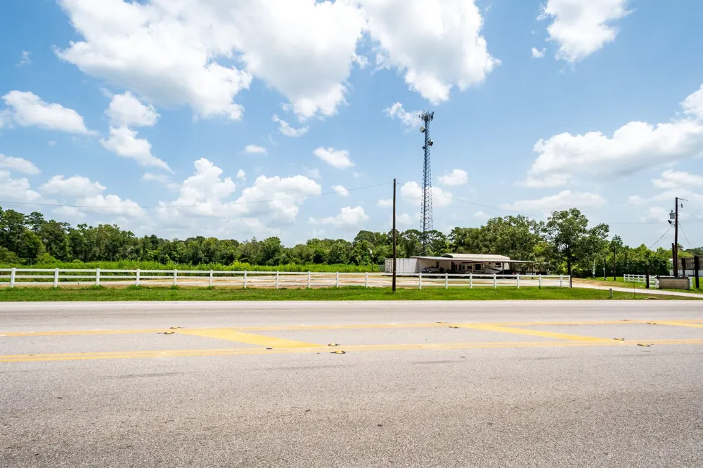 16067 Fm 1485 Road Conroe, TX 77306