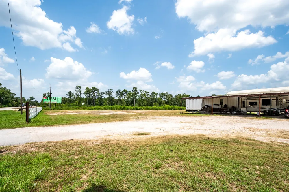 16067 Fm 1485 Road Conroe, TX 77306