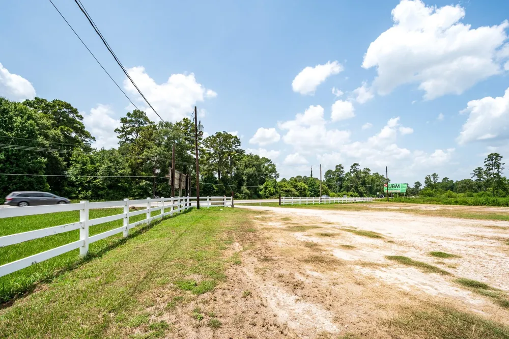 16067 Fm 1485 Road Conroe, TX 77306
