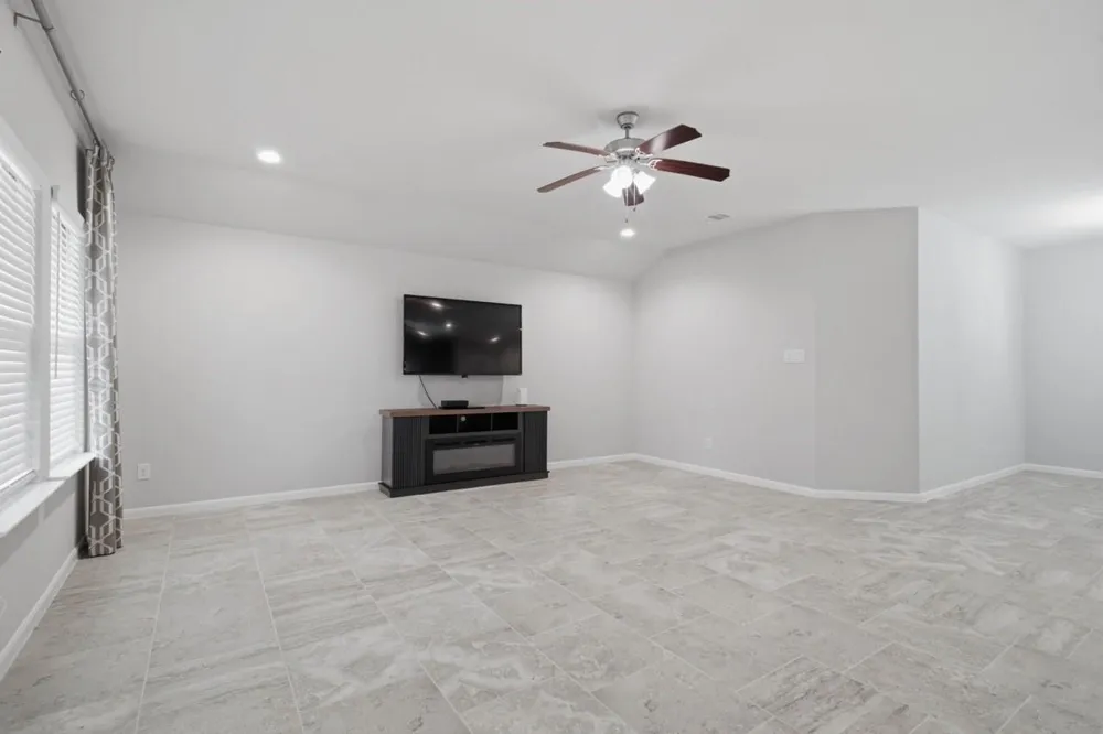 10110 Whitney Reach Drive Rosharon, TX 77583
