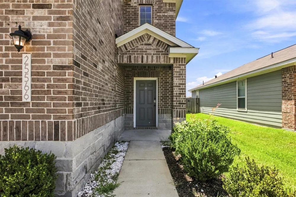 25566 Northpark Spruce Drive Porter, TX 77365