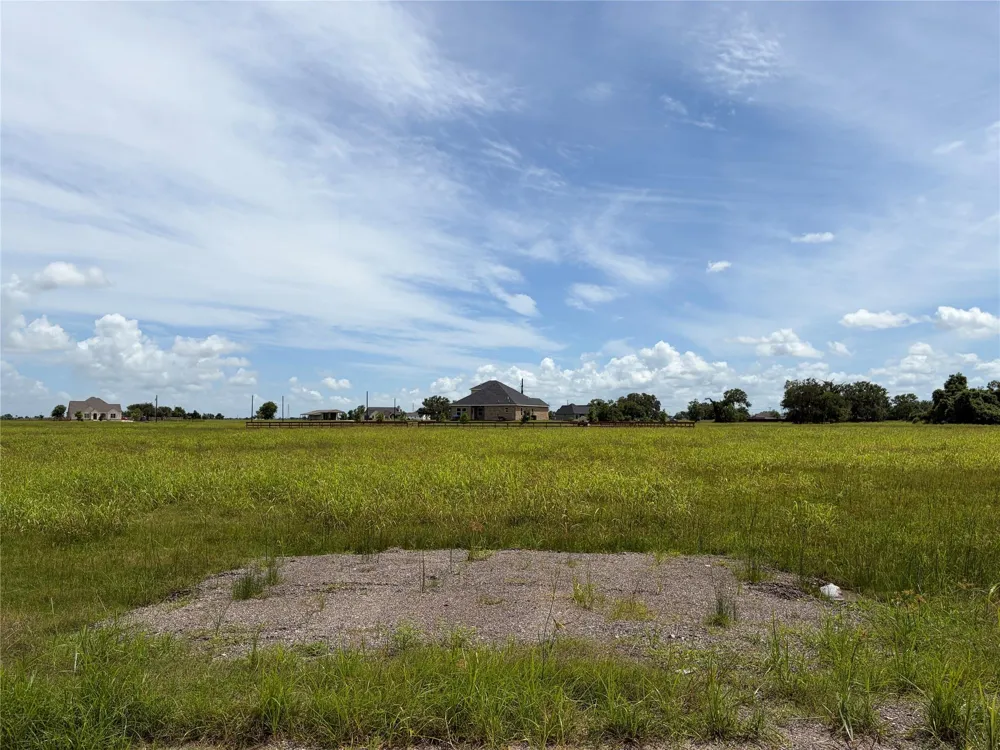Conestoga Trail Angleton, TX 77515