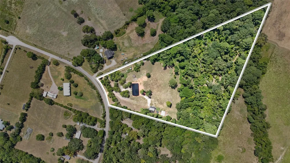 22500 Martin Road Montgomery, TX 77316