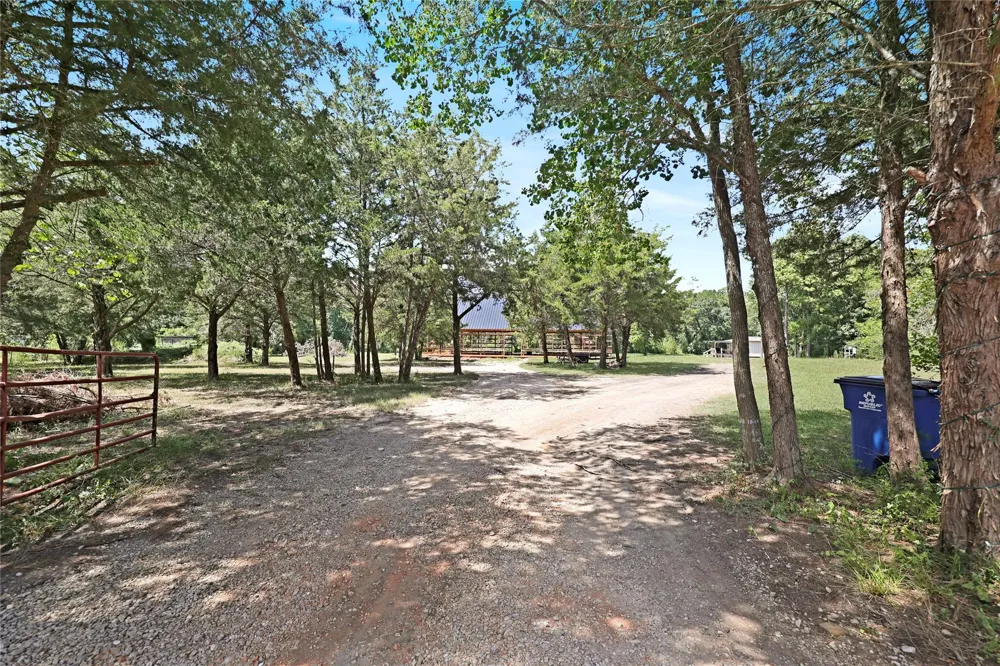 22500 Martin Road Montgomery, TX 77316