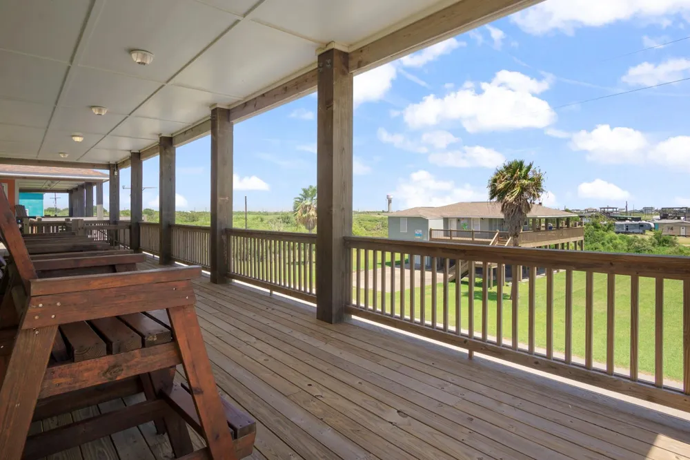 929 Magnolia Lane Port Bolivar, TX 77650