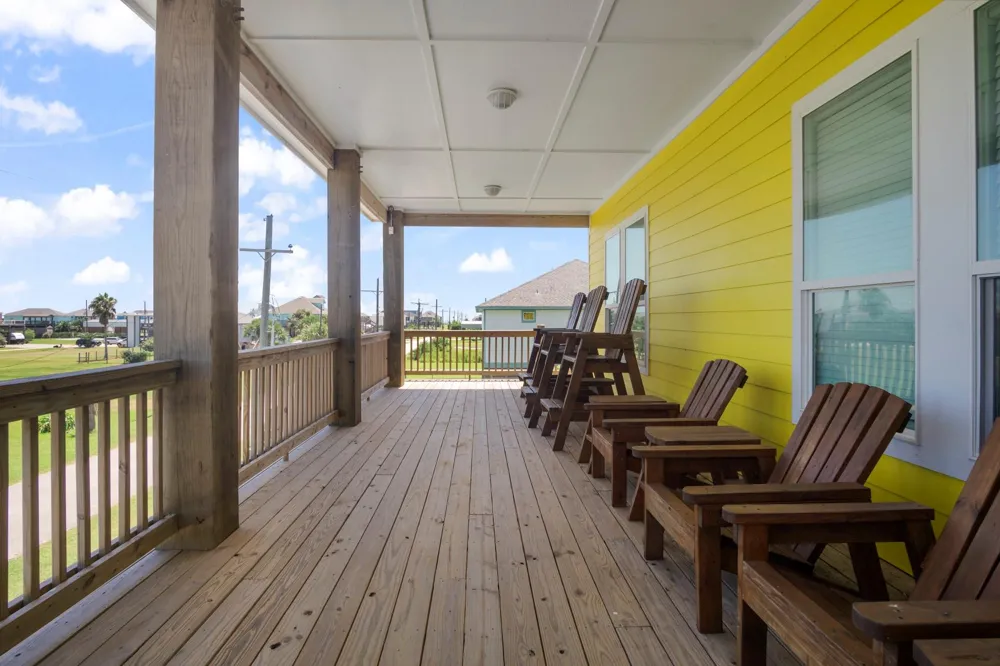 929 Magnolia Lane Port Bolivar, TX 77650