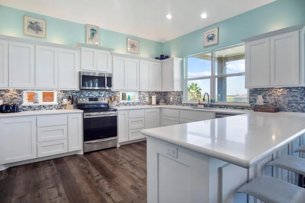 929 Magnolia Lane Port Bolivar, TX 77650