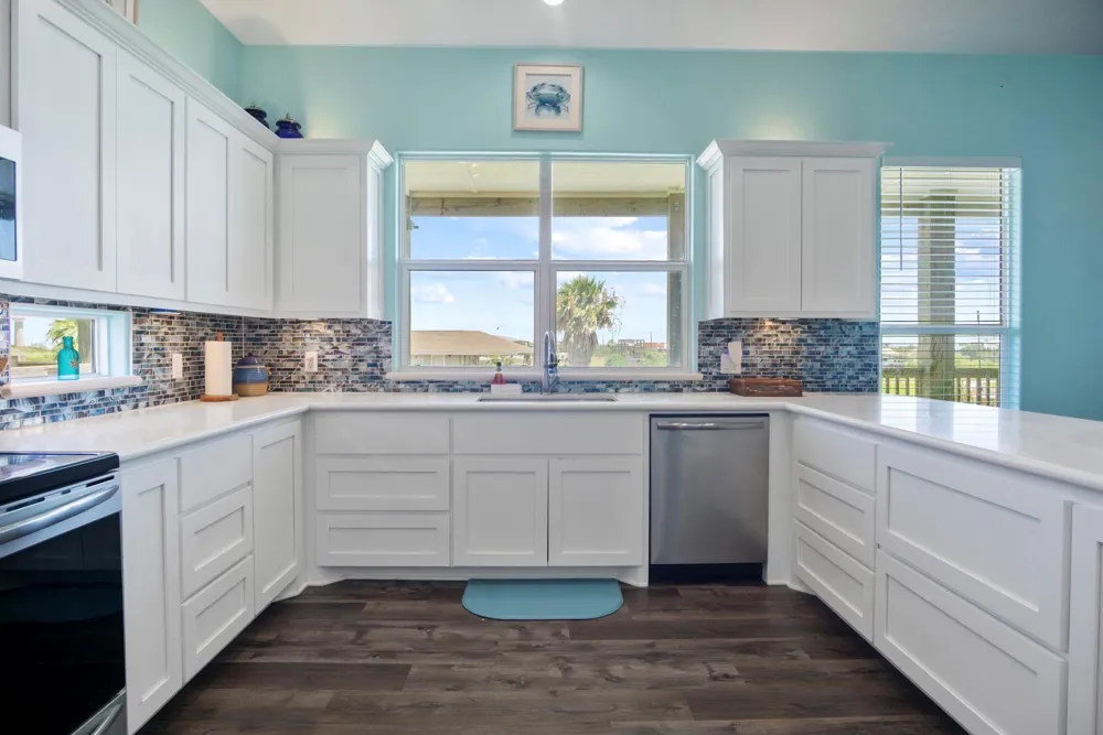 929 Magnolia Lane Port Bolivar, TX 77650