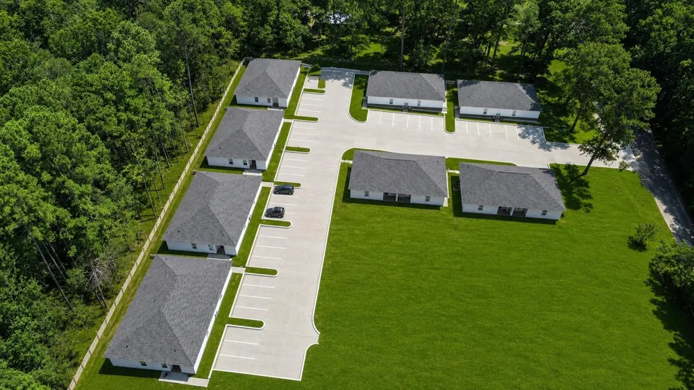 103 Summer Place Huntsville, TX 77340