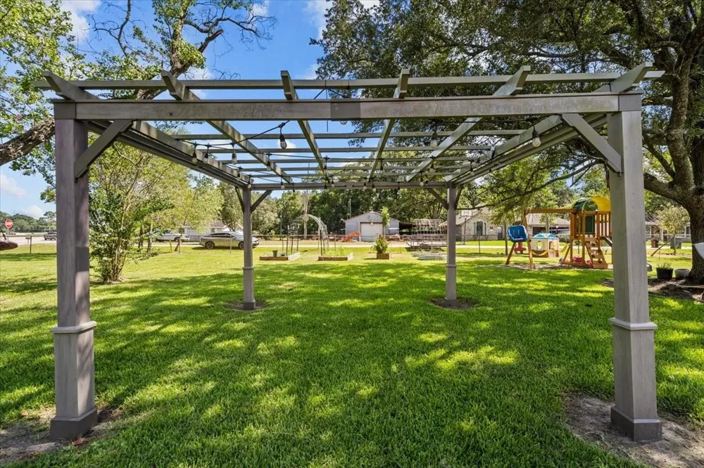 4018 Fm 646 Road Santa Fe, TX 77510
