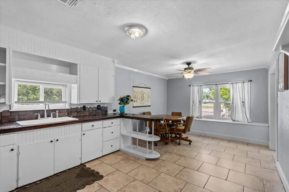 4018 Fm 646 Road Santa Fe, TX 77510