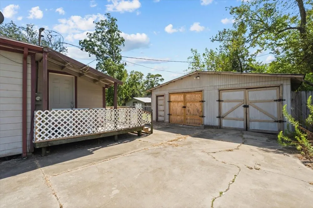 4018 Fm 646 Road Santa Fe, TX 77510