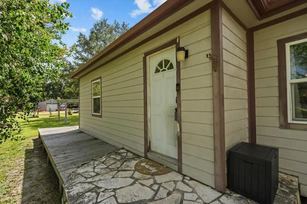 4018 Fm 646 Road Santa Fe, TX 77510