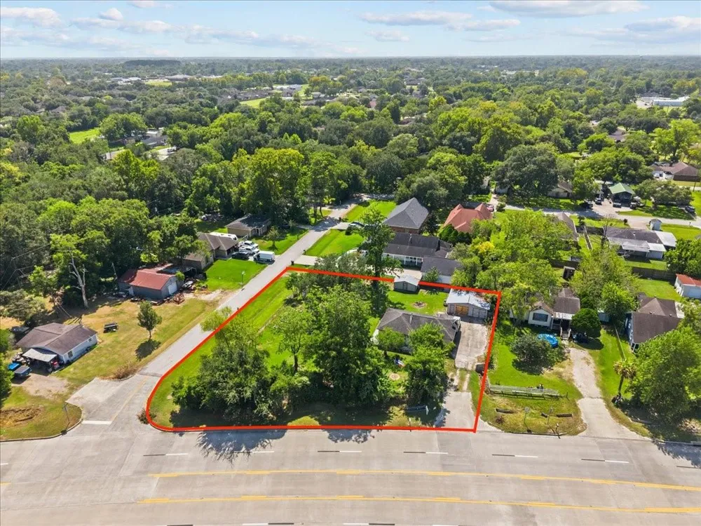 4018 Fm 646 Road Santa Fe, TX 77510
