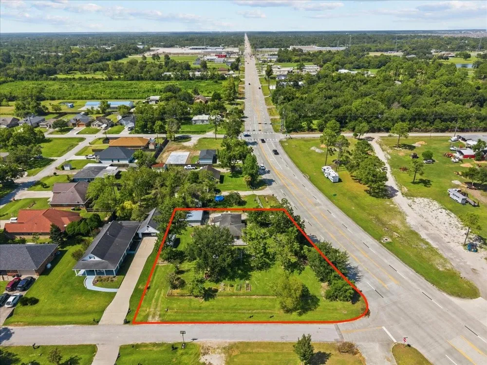 4018 Fm 646 Road Santa Fe, TX 77510