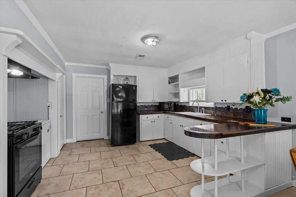 4018 Fm 646 Road Santa Fe, TX 77510