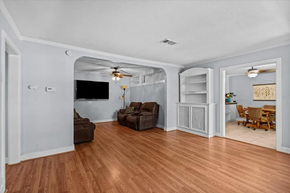 4018 Fm 646 Road Santa Fe, TX 77510