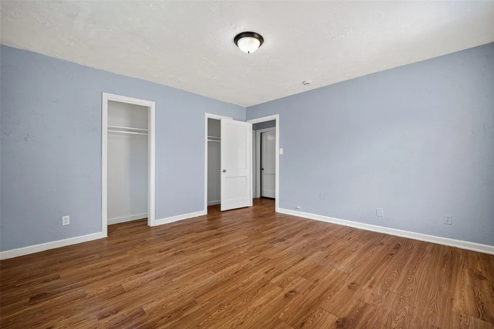 4813 Brinkley Street Houston, TX 77033
