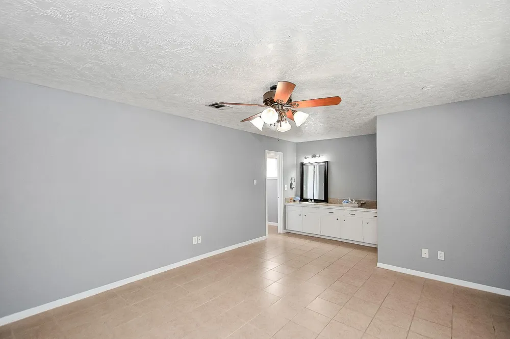 1104 E 13th Street Deer Park, TX 77536