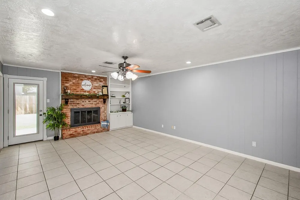 1104 E 13th Street Deer Park, TX 77536