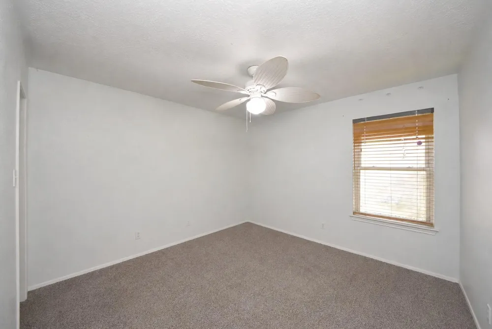 10918 Mulberry Court La Porte, TX 77571