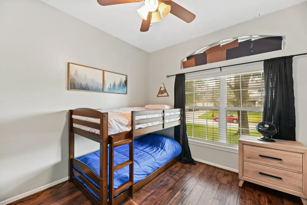 32018 Anne Lane Pinehurst, TX 77362