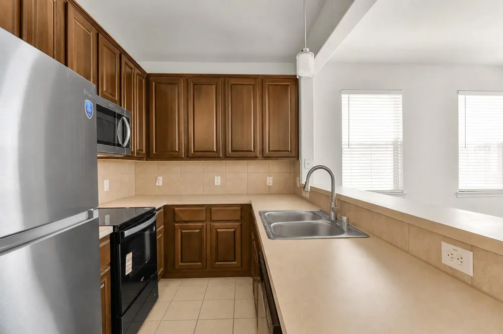 2121 Kemah Village Drive Kemah, TX 77565