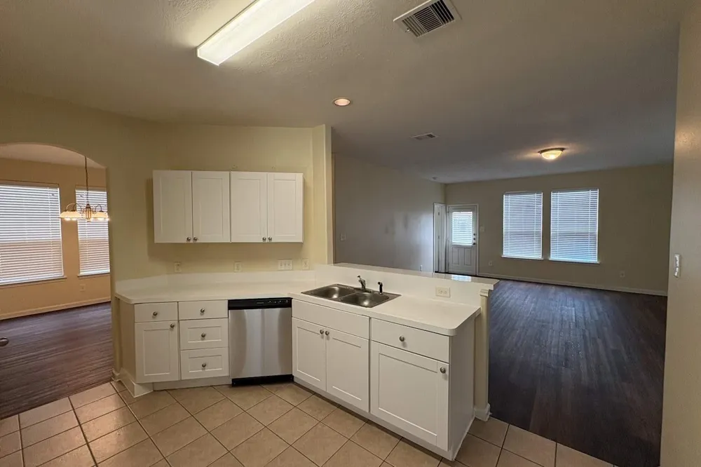 1010 Doubletree Glen Drive Houston, TX 77073