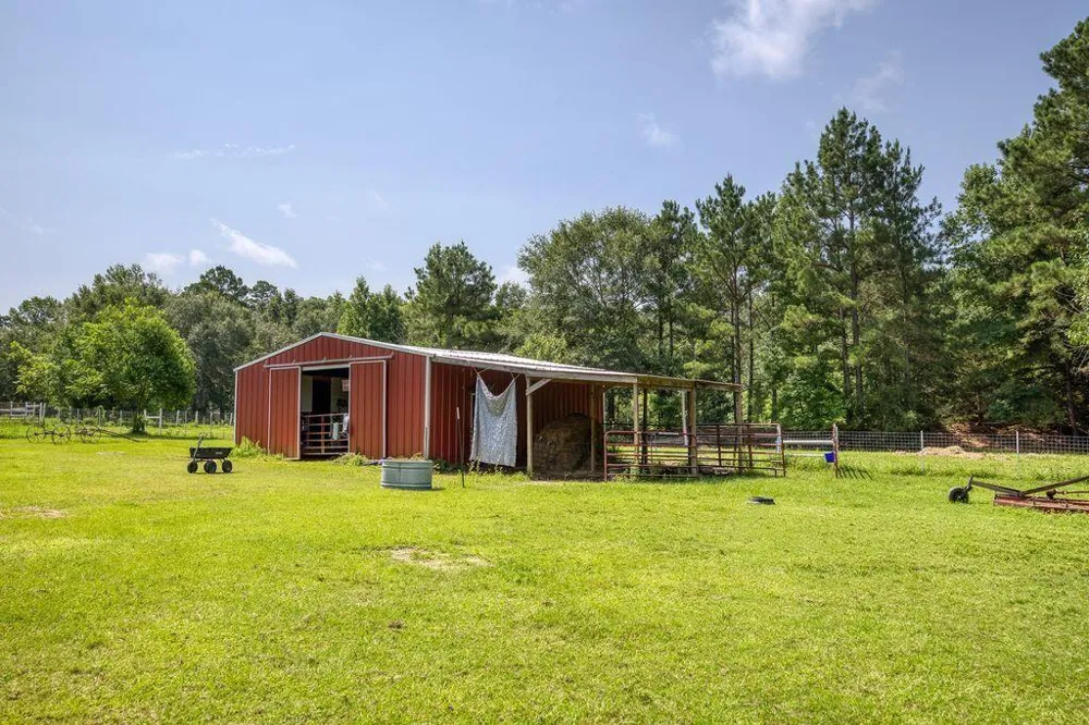 17657 Fm 2022 Grapeland, TX 75844