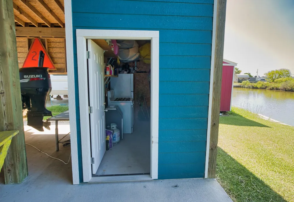 1838 Hall Avenue Sargent, TX 77414