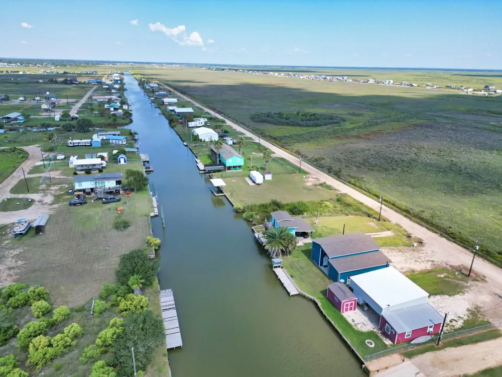 1838 Hall Avenue Sargent, TX 77414